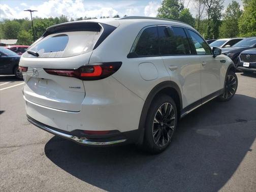 2025 Mazda CX-90 PHEV Premium Plus
