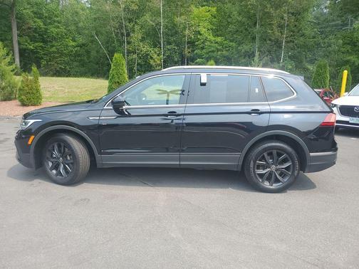 2024 Volkswagen Tiguan 2.0T SE 4MOTION