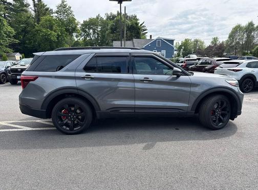 Carbonized Gray Metallic 2023 Ford Explorer ST