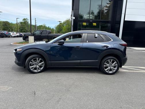 Deep Crystal Blue Mica 2022 Mazda CX-30 2.5 S Select Package