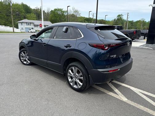 Deep Crystal Blue Mica 2022 Mazda CX-30 2.5 S Select Package