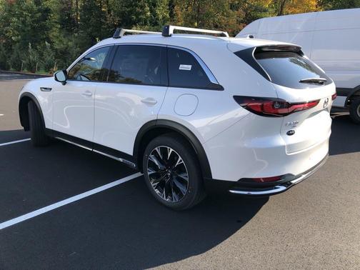2025 Mazda CX-90 PHEV Premium Plus