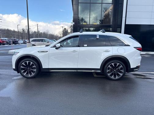 2025 Mazda CX-90 PHEV Premium Plus