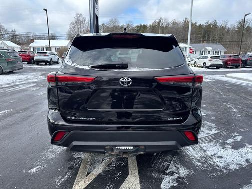 2020 Toyota Highlander LE