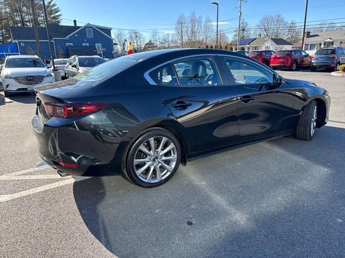 2022 Mazda Mazda3 AWD w/Preferred Package