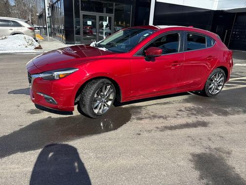 2018 Mazda Mazda3 Grand Touring
