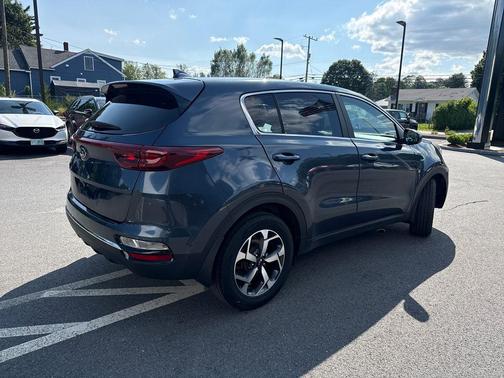 Pacific Blue 2022 Kia Sportage LX