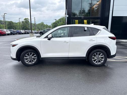 Snowflake White Pearl Mica 2022 Mazda CX-5 2.5 S Preferred Package