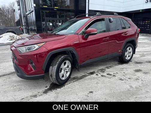 2020 Toyota RAV4 Hybrid XLE