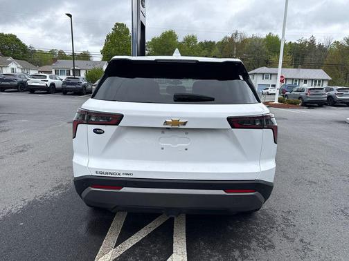 Summit White 2025 Chevrolet Equinox 1LT