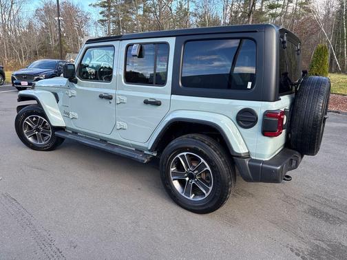 2023 Jeep Wrangler 4-Door Sahara 4x4