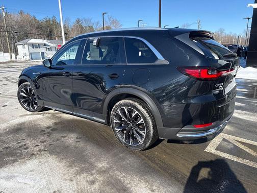 2024 Mazda CX-90 PHEV Premium