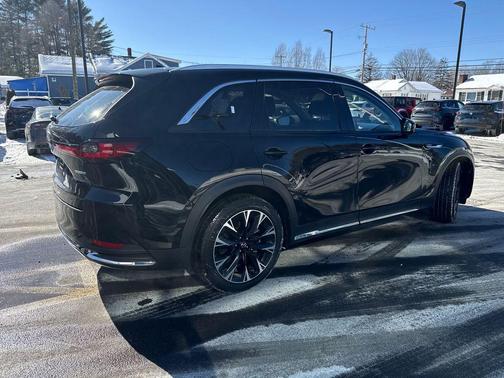 2024 Mazda CX-90 PHEV Premium