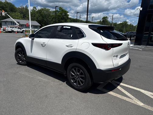 Snowflake White Pearl Mica 2024 Mazda CX-30 2.5 S