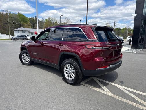 Velvet Red Pearlcoat 2024 Jeep Grand Cherokee Laredo