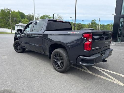 Dark Ash Metallic 2022 Chevrolet Silverado 1500 Custom