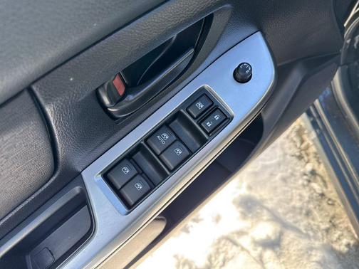 2016 Subaru Impreza 2.0i