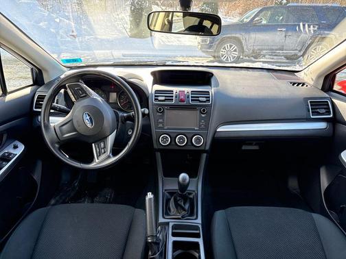 2016 Subaru Impreza 2.0i