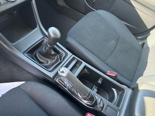 2016 Subaru Impreza 2.0i