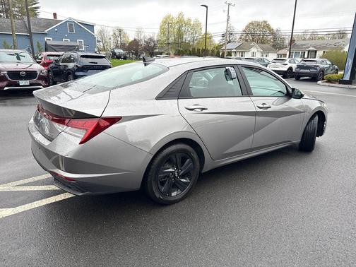 Fluid Metal 2023 Hyundai ELANTRA HEV Blue