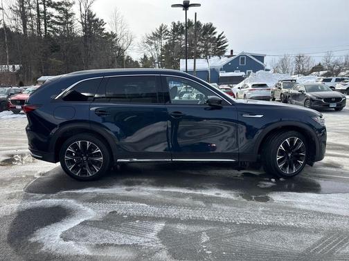 2024 Mazda CX-90 PHEV Premium Plus