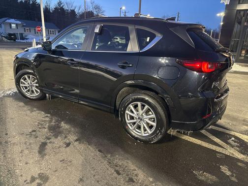 2024 Mazda CX-5 2.5 S Preferred Package
