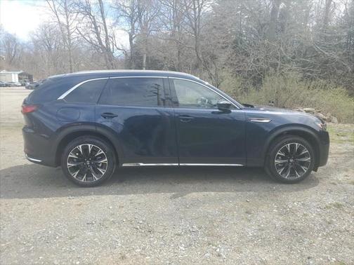 2024 Mazda CX-90 PHEV Premium Plus