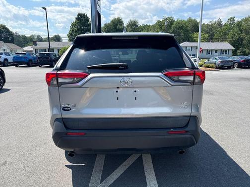 Silver Sky Metallic 2020 Toyota RAV4 LE