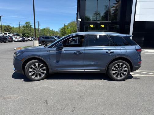 Blue Metallic 2022 Lincoln Corsair Reserve