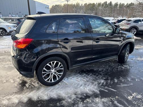 2017 Mitsubishi Outlander Sport 2.4 SE