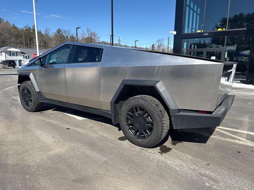 2024 Tesla Cybertruck All-Wheel Drive