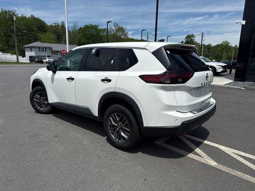 Glacier White 2024 Nissan Rogue S