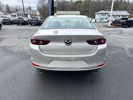 Platinum Quartz Metallic 2026 Mazda Mazda3 2.5 S Select Sport