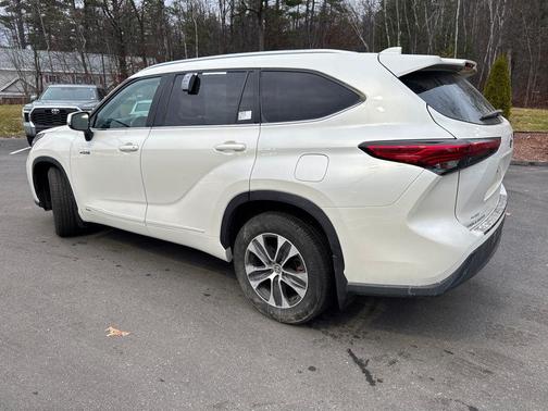 2020 Toyota Highlander Hybrid XLE
