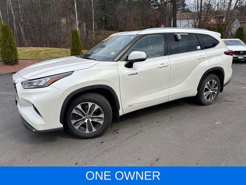2020 Toyota Highlander Hybrid XLE