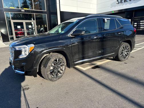 2023 GMC Terrain Denali
