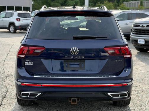 Blue 2022 Volkswagen Tiguan 2.0T SEL
