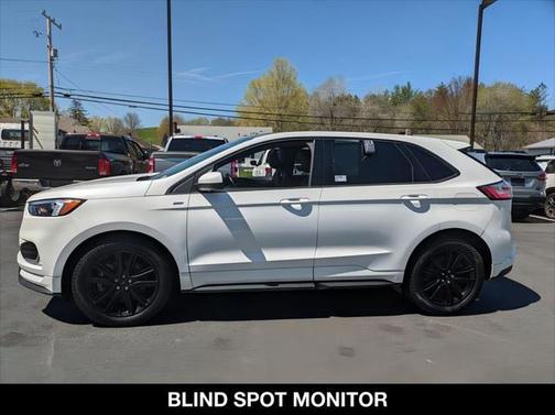 2022 Ford Edge ST Line