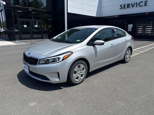 Silky Silver 2017 Kia Forte LX