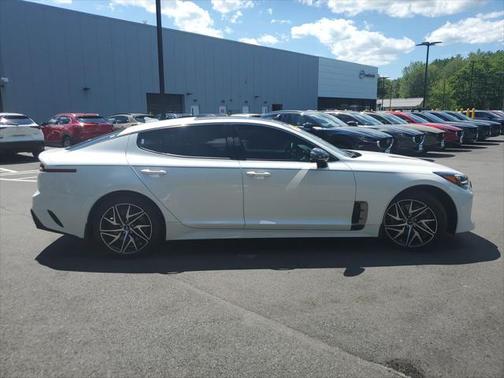 2022 Kia Stinger GT-Line