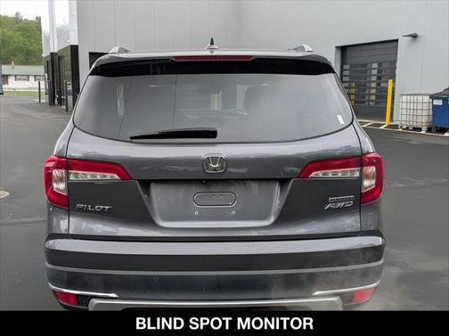 2019 Honda Pilot Touring 8-Passenger