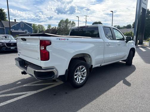Summit White 2023 Chevrolet Silverado 1500 LT