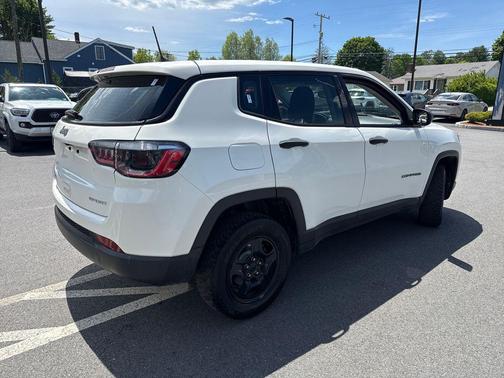 White Clearcoat 2021 Jeep Compass Sport