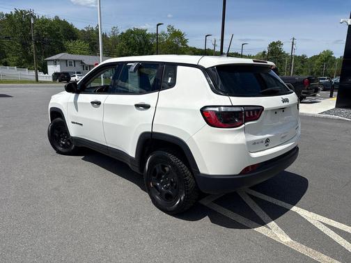 White Clearcoat 2021 Jeep Compass Sport