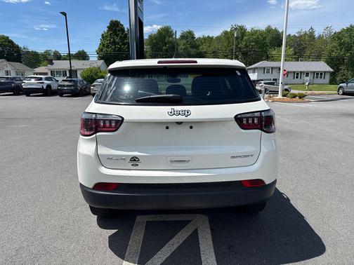 White Clearcoat 2021 Jeep Compass Sport