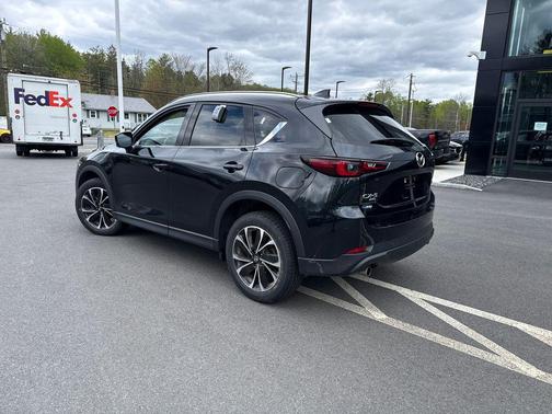 Jet Black Mica 2022 Mazda CX-5 2.5 S