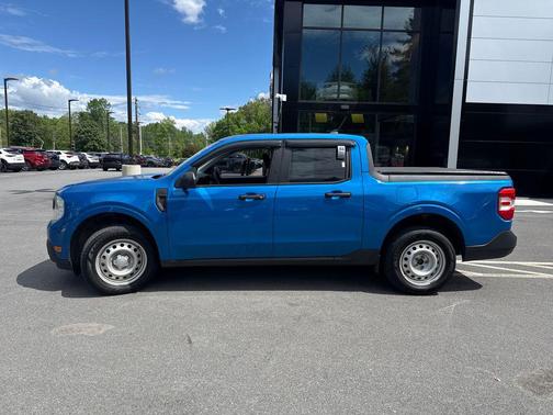 Blue Metallic 2022 Ford Maverick XL