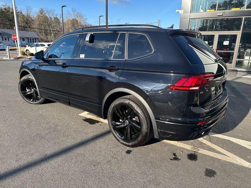 2024 Volkswagen Tiguan 2.0T SE R-Line Black 4MOTION