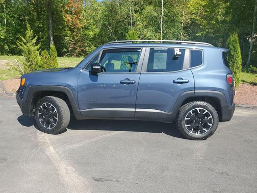 2023 Jeep Renegade Upland