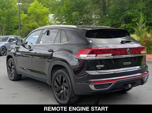 2024 Volkswagen Atlas Cross Sport 2.0T SE w/Technology 4MOTION